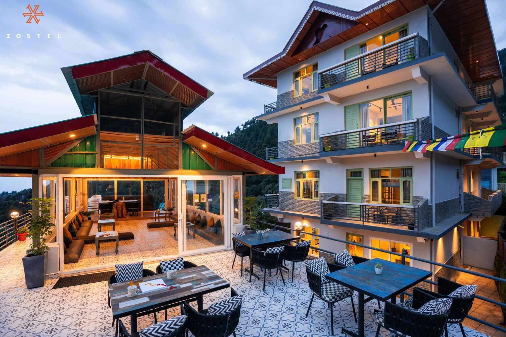 Zostel Dharamkot Vandrarhem McLeod Ganj Exteriör bild